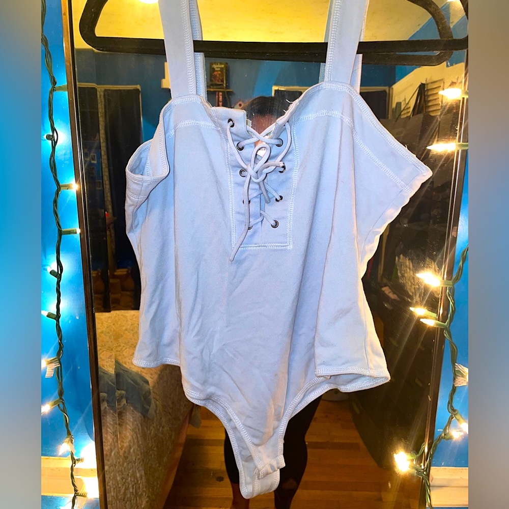 Willow and Root Light blue bodysuit | Size: Large